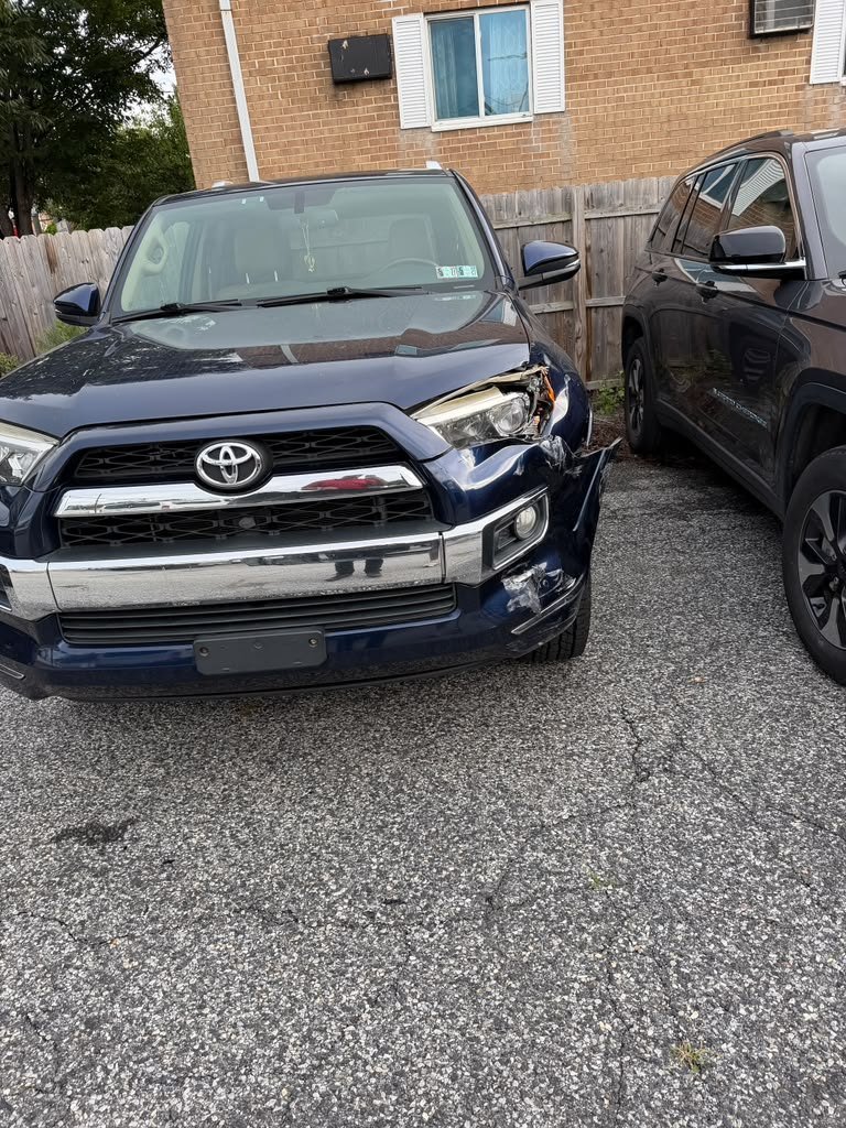 Toyota 4Runner high impact front crash